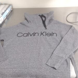 Calvin Klein pullover